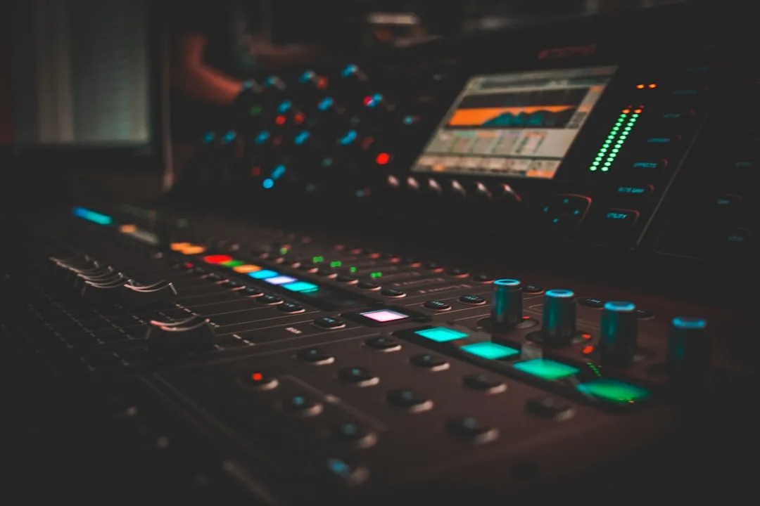 Quand les limites techniques enfantent les innovations du beatmaking francophone