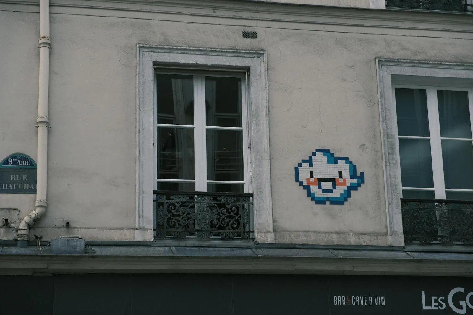 Street Art à Bordeaux : quand les galeries urbaines deviennent des musées à ciel ouvert