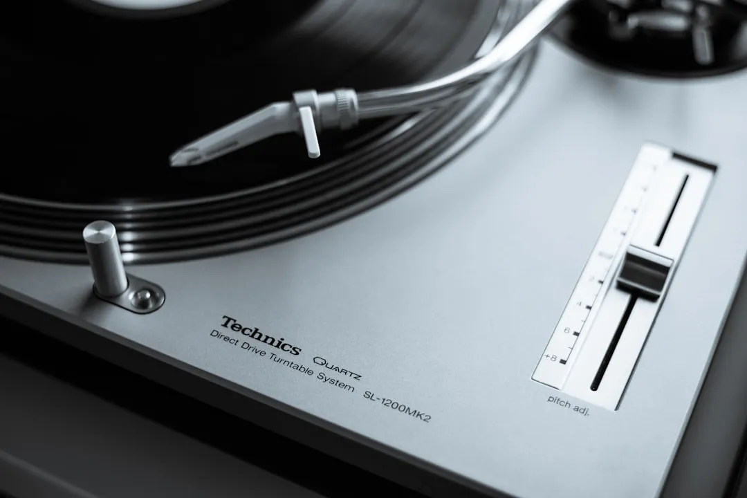 The Technics SL-1200 : la platine qui a construit l'empire du turntablism américain