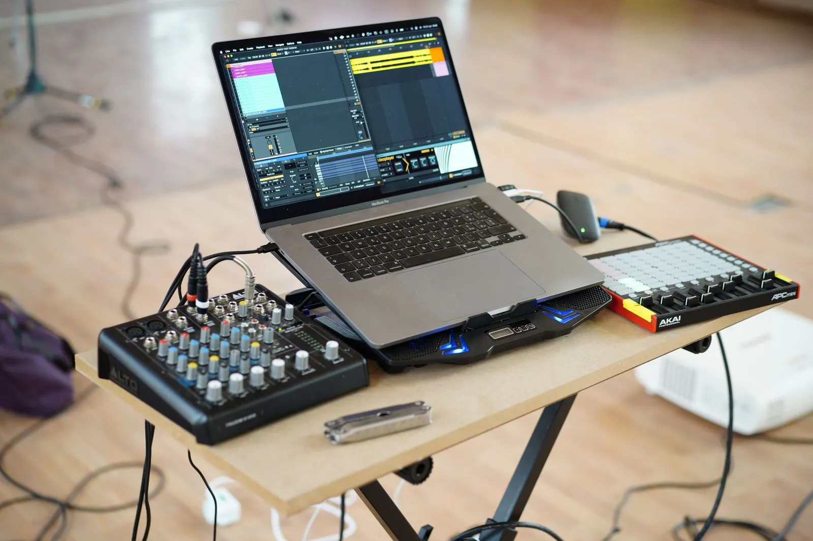 La Nouvelle Génération de Beatmakers Francophones : Entre Tradition et Expérimentation Numérique